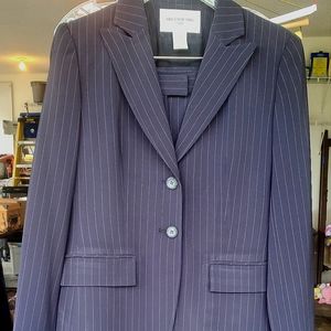 Jones New York pant suit